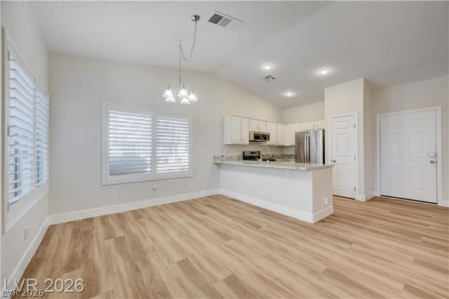 7250 White Dove Drive 104, Las Vegas, NV 89149