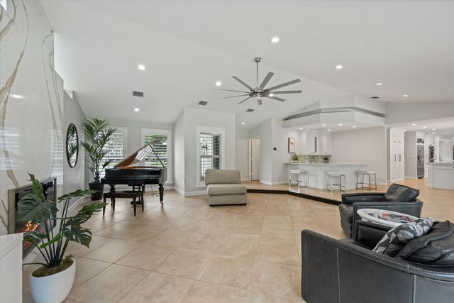 13343 DOUBLETREE Circle, Wellington, FL 33414