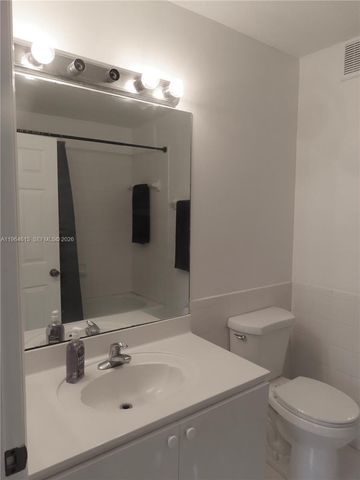 3398 NE 9th Dr 201, Homestead, FL 33033