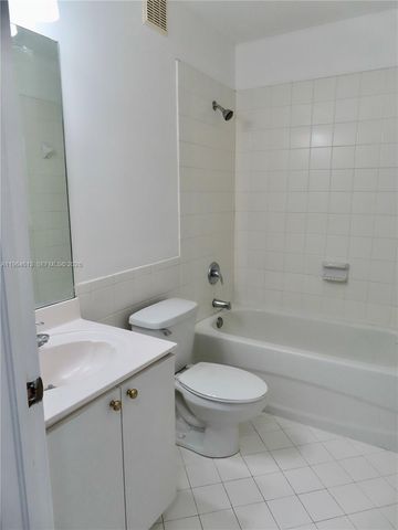 3398 NE 9th Dr 201, Homestead, FL 33033