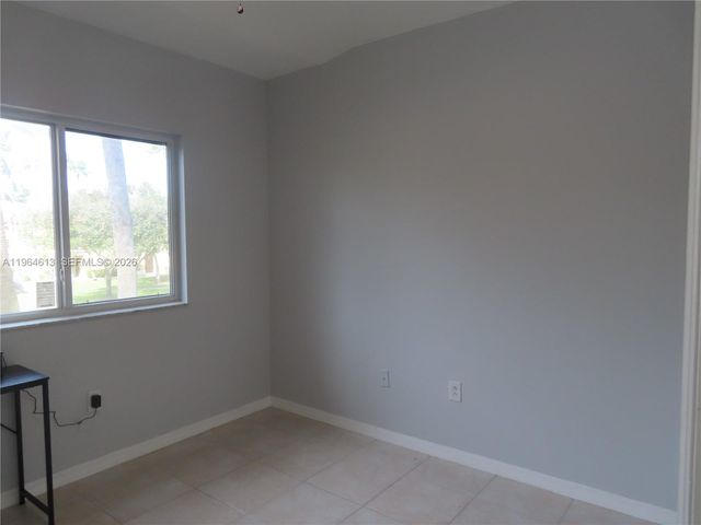 3398 NE 9th Dr 201, Homestead, FL 33033