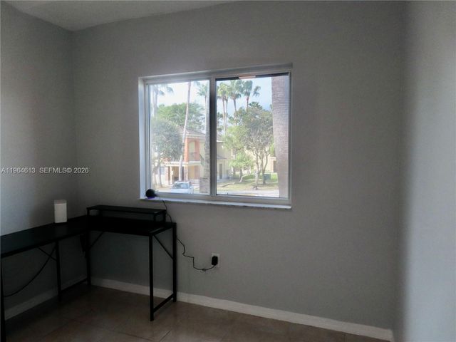 3398 NE 9th Dr 201, Homestead, FL 33033