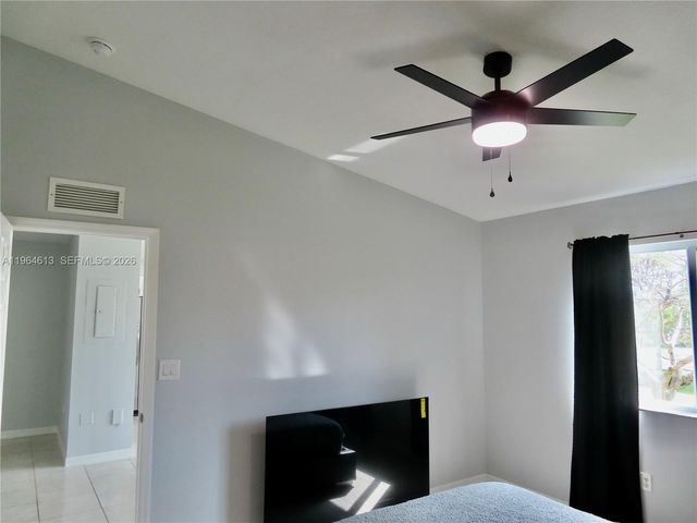 3398 NE 9th Dr 201, Homestead, FL 33033