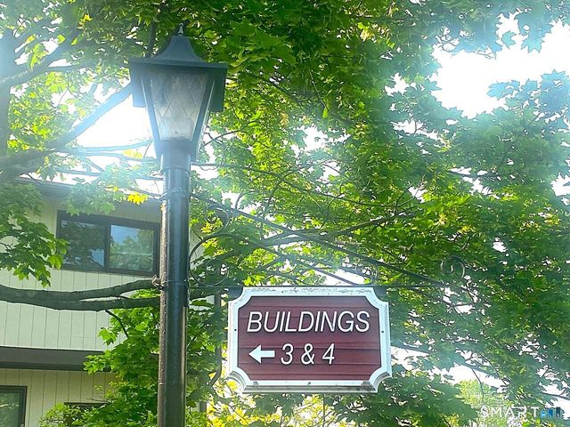 27 Crows Nest Lane 4B, Danbury, CT 06810