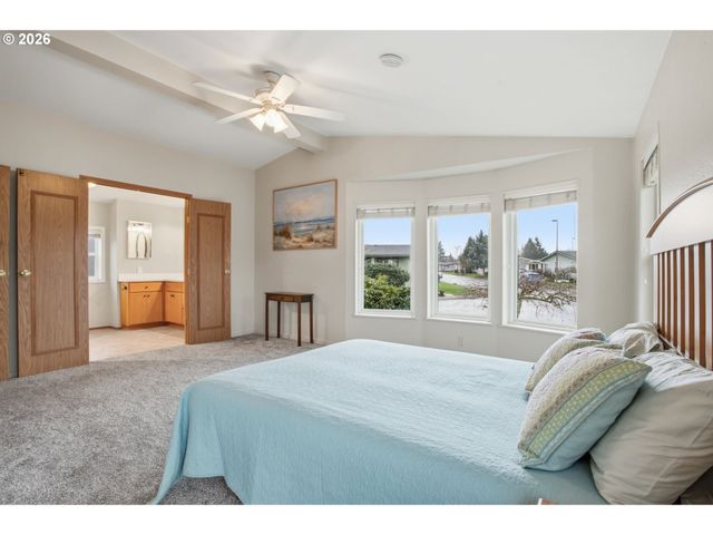 3355 N DELTA Hwy 105, Eugene, OR 97408