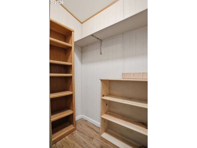 3355 N DELTA Hwy 105, Eugene, OR 97408