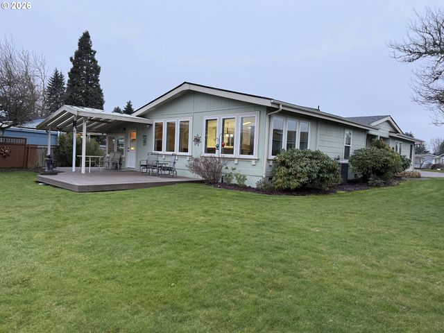 3355 N DELTA Hwy 105, Eugene, OR 97408