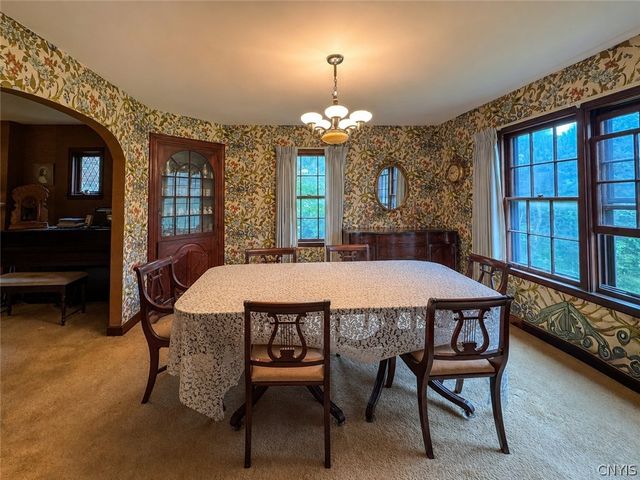 9 Eastern Parkway, Sennett, NY 13021