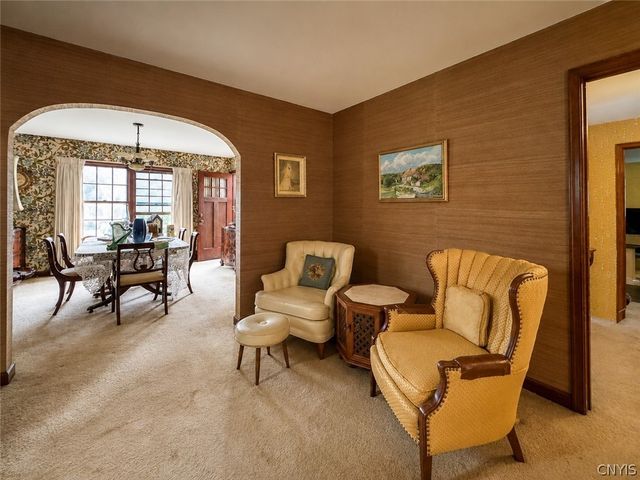 9 Eastern Parkway, Sennett, NY 13021