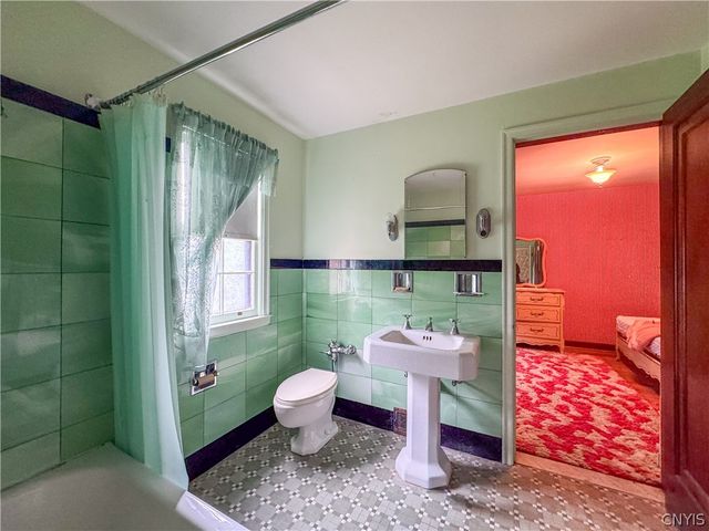 9 Eastern Parkway, Sennett, NY 13021