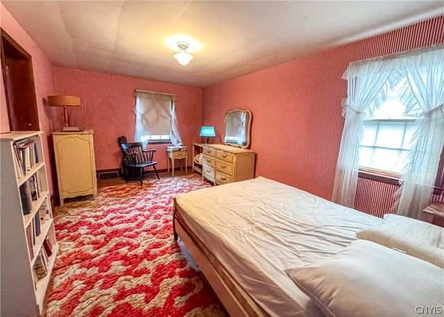 9 Eastern Parkway, Sennett, NY 13021