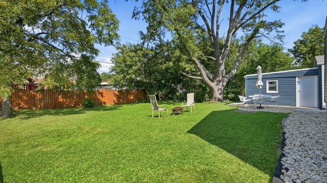1438 Selleck Street, Crete, IL 60417
