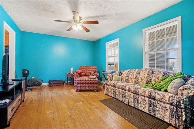 6187 Thornhedge Drive, Riverdale, GA 30296