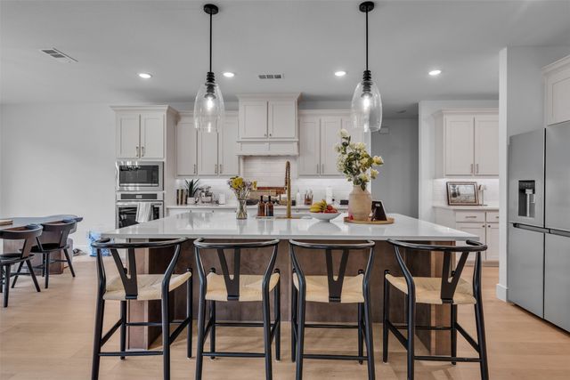 900 Brookwood Boulevard, Haslet, TX 76052