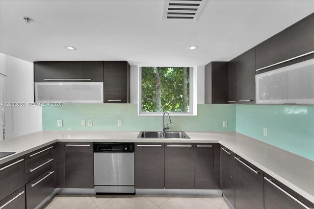7928 East Drive 106, North Bay Village, FL 33141