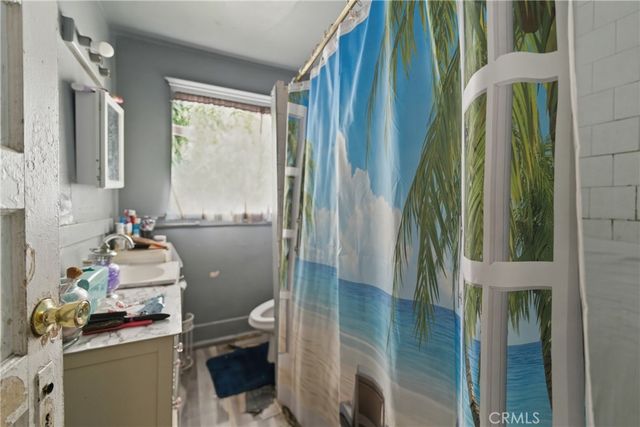 1650 W 38th Place, Los Angeles, CA 90062