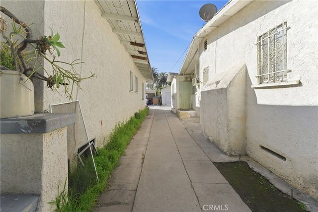 1650 W 38th Place, Los Angeles, CA 90062
