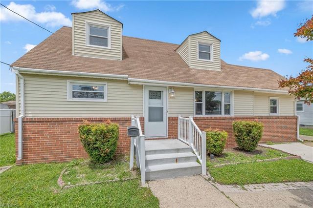 4836 Linshaw LN, Virginia Beach, VA 23455