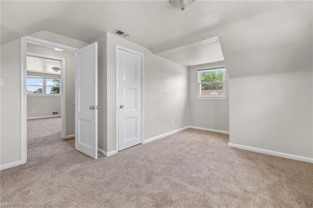 4836 Linshaw LN, Virginia Beach, VA 23455