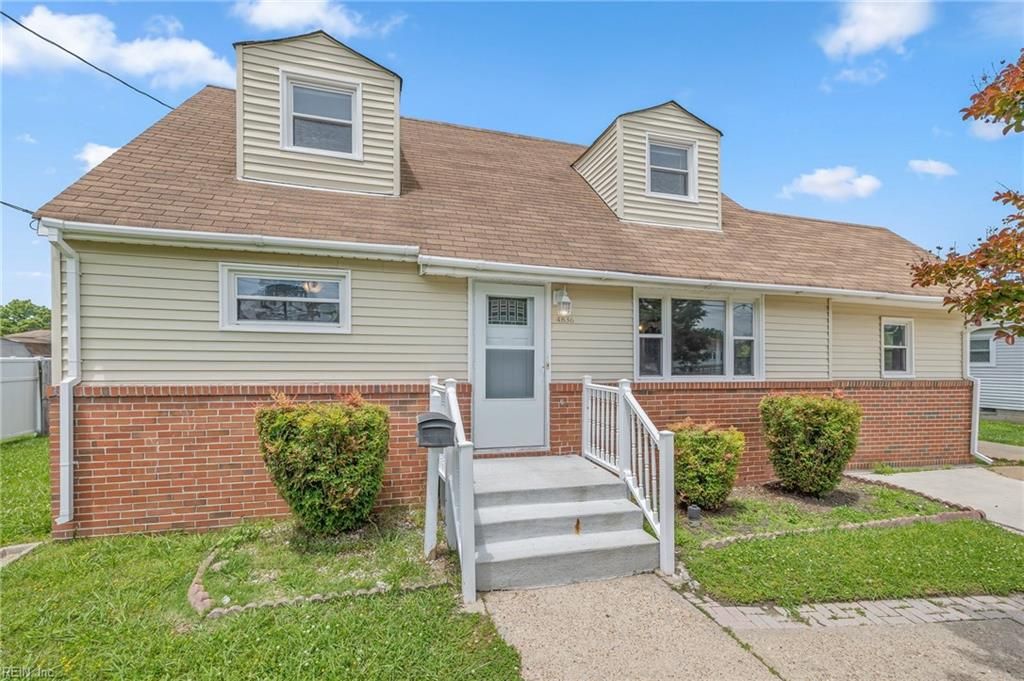4836 Linshaw LN, Virginia Beach, VA 23455