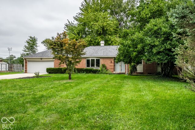 560 Golf Lane, Indianapolis, IN 46260