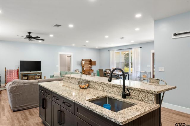 1663 CR 4510, Pittsburg, TX 75686