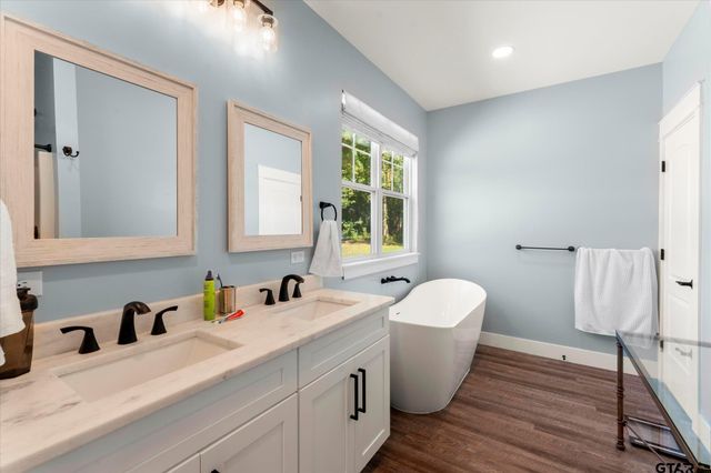 1663 CR 4510, Pittsburg, TX 75686