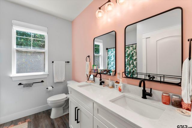 1663 CR 4510, Pittsburg, TX 75686