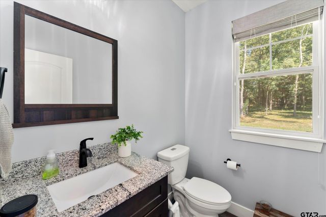 1663 CR 4510, Pittsburg, TX 75686