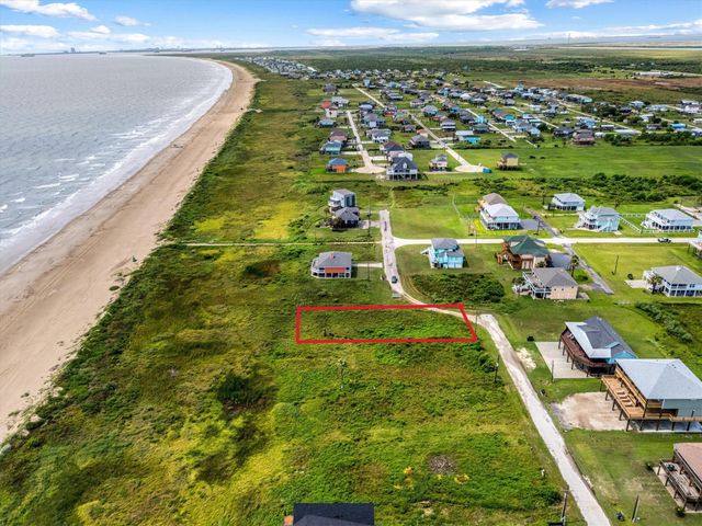 328 Atkinson Street, Port Bolivar, TX 77650