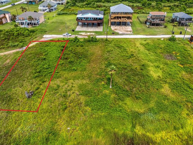 328 Atkinson Street, Port Bolivar, TX 77650