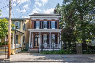 35 PERRY ST, Lambertville, NJ 08530