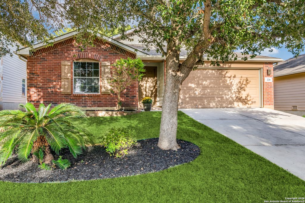 220 Hereford, Cibolo, TX 78108
