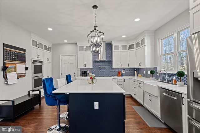 2014 ROSEDALE LN, Huntingtown, MD 20639