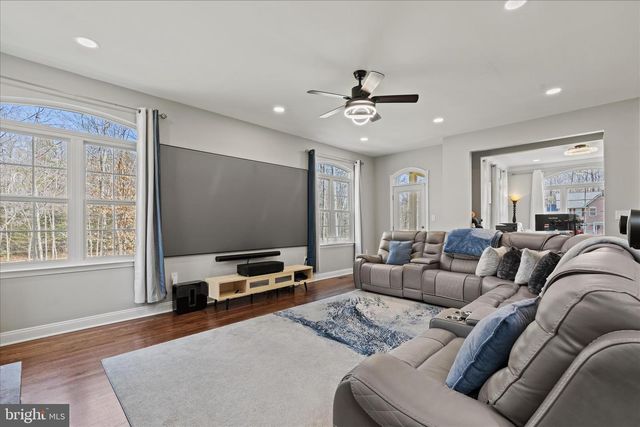 2014 ROSEDALE LN, Huntingtown, MD 20639