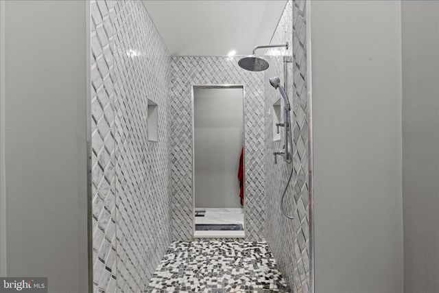 2014 ROSEDALE LN, Huntingtown, MD 20639