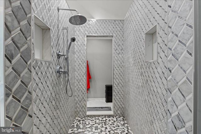 2014 ROSEDALE LN, Huntingtown, MD 20639