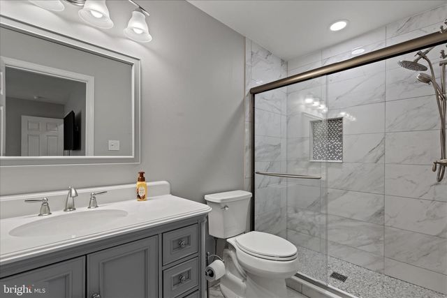 2014 ROSEDALE LN, Huntingtown, MD 20639