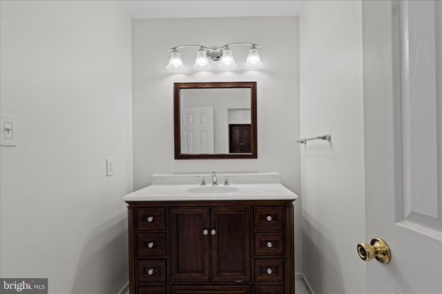 2014 ROSEDALE LN, Huntingtown, MD 20639