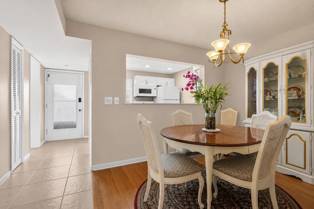 300 NE 26th Avenue 408, Boynton Beach, FL 33435
