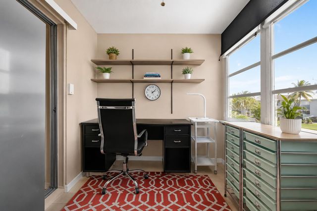 300 NE 26th Avenue 408, Boynton Beach, FL 33435