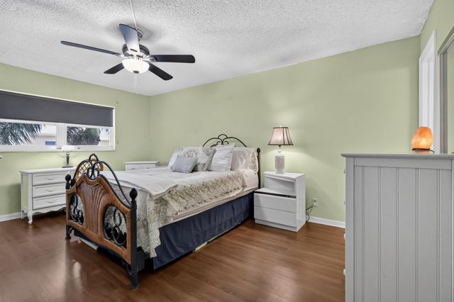 300 NE 26th Avenue 408, Boynton Beach, FL 33435