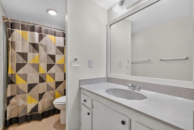 300 NE 26th Avenue 408, Boynton Beach, FL 33435