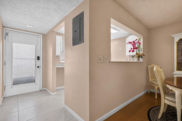 300 NE 26th Avenue 408, Boynton Beach, FL 33435