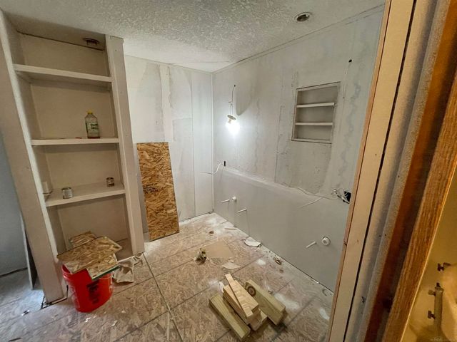 9628 Hamill Road, Otisville, MI 48463