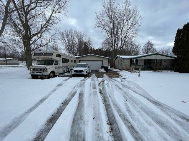 9628 Hamill Road, Otisville, MI 48463