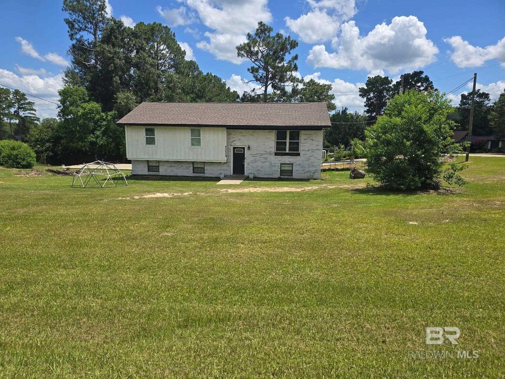40600 Lake Drive, Bay Minette, AL 36507