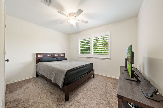 336 Timbercreek Court, Princeton, TX 75407