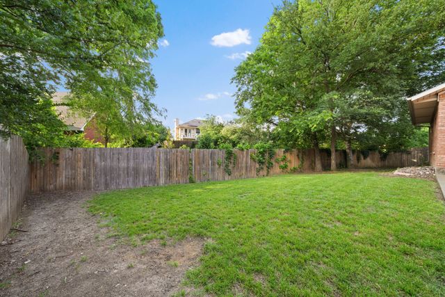 336 Timbercreek Court, Princeton, TX 75407