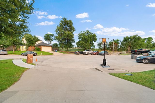 336 Timbercreek Court, Princeton, TX 75407